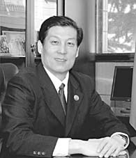 履行法律監(jiān)督職能提供堅(jiān)實(shí)保障——訪十七大代表、北京市人民檢察院檢察長(zhǎng)慕平